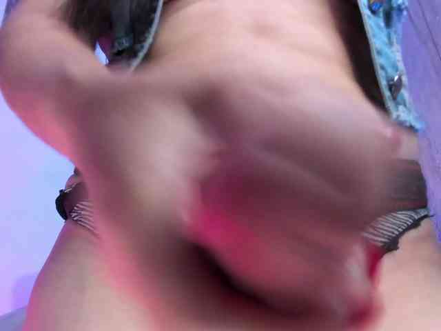 Saskyaajohnson webcam