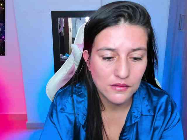 Saskyaajohnson webcam