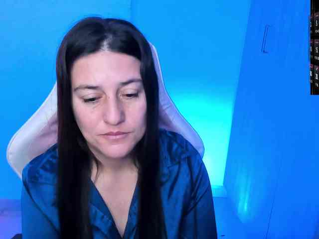 Saskyaajohnson webcam