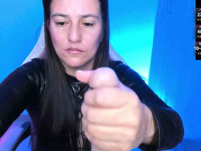 Saskyaajohnson webcam