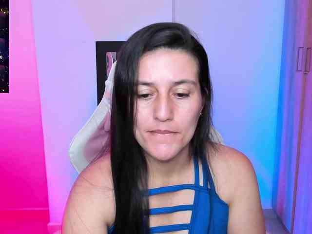 Saskyaajohnson webcam