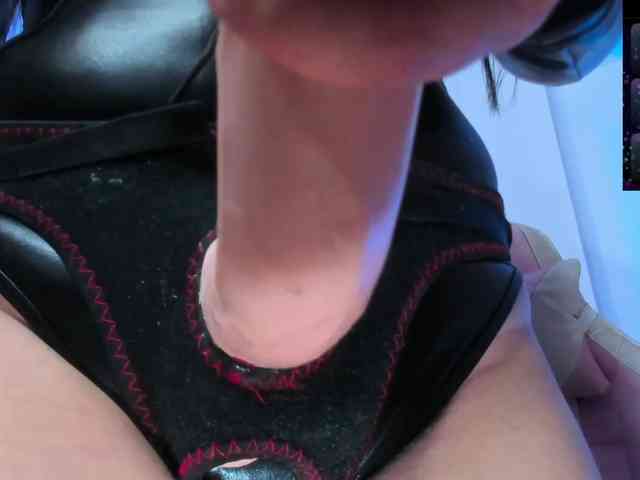 Saskyaajohnson webcam