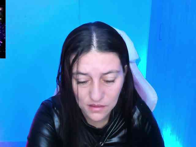 Saskyaajohnson webcam