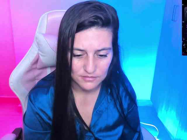 Saskyaajohnson webcam