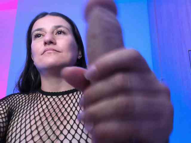 Saskyaajohnson webcam