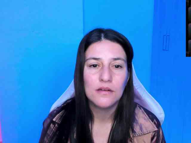 Saskyaajohnson webcam