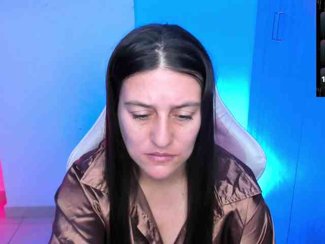 Saskyaajohnson webcam