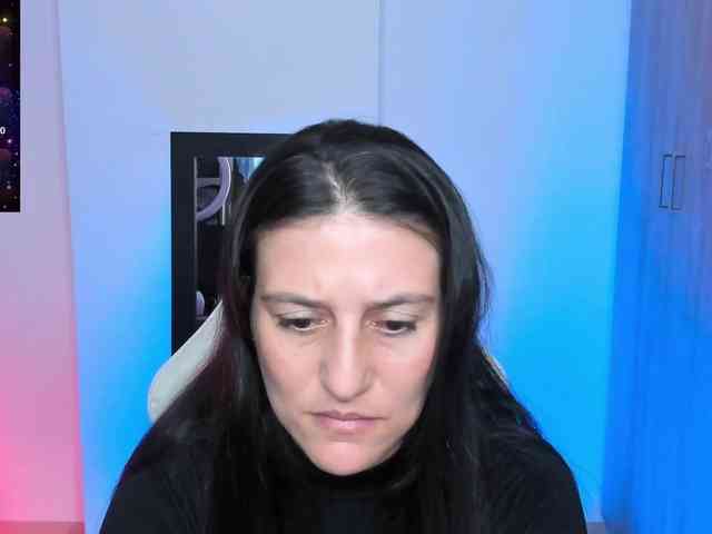 Saskyaajohnson webcam