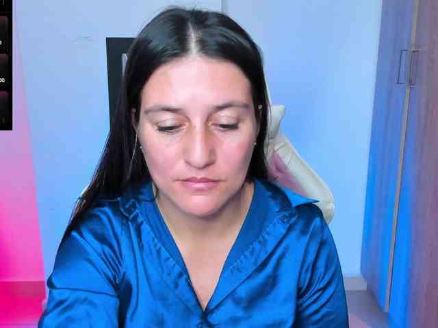 Saskyaajohnson webcam