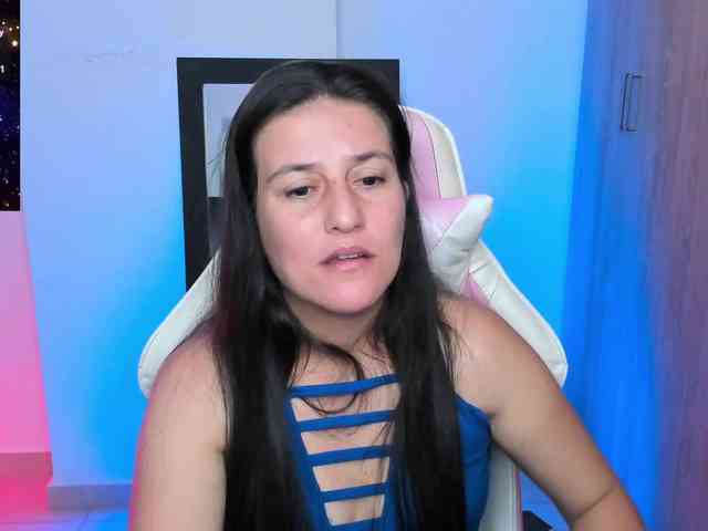 Saskyaajohnson webcam
