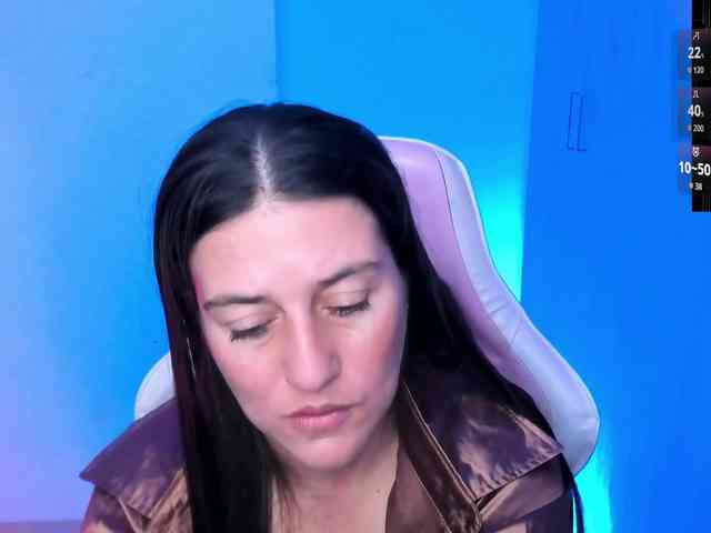 Saskyaajohnson webcam