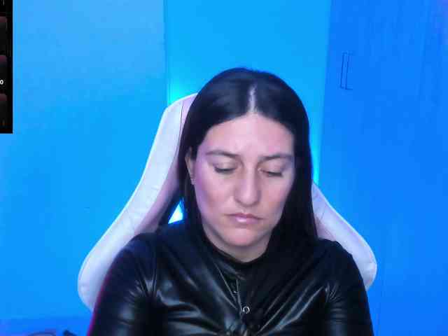 Saskyaajohnson webcam