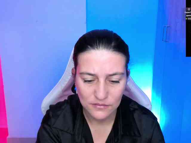 Saskyaajohnson webcam