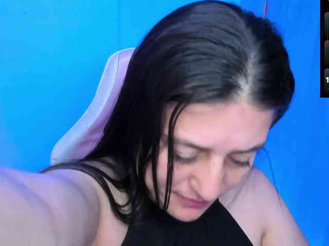 Saskyaajohnson webcam