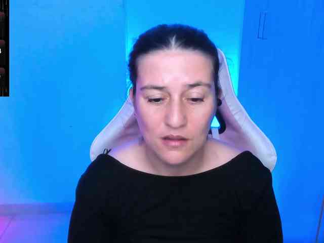 Saskyaajohnson webcam