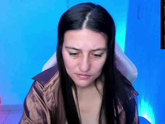 Saskyaajohnson webcam