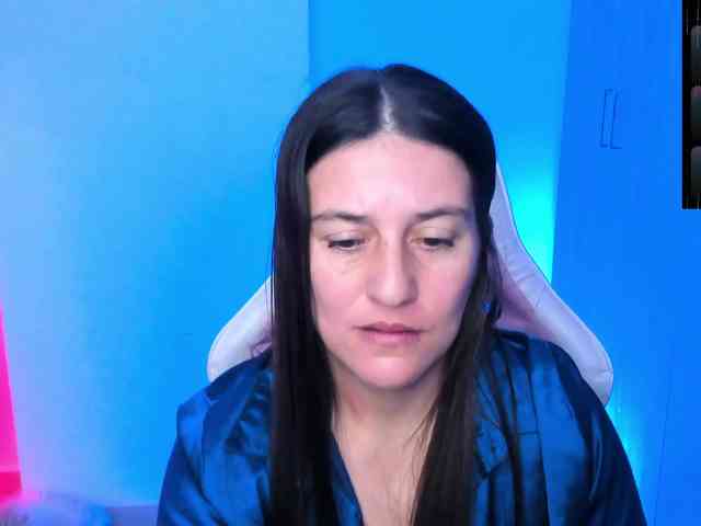 Saskyaajohnson webcam