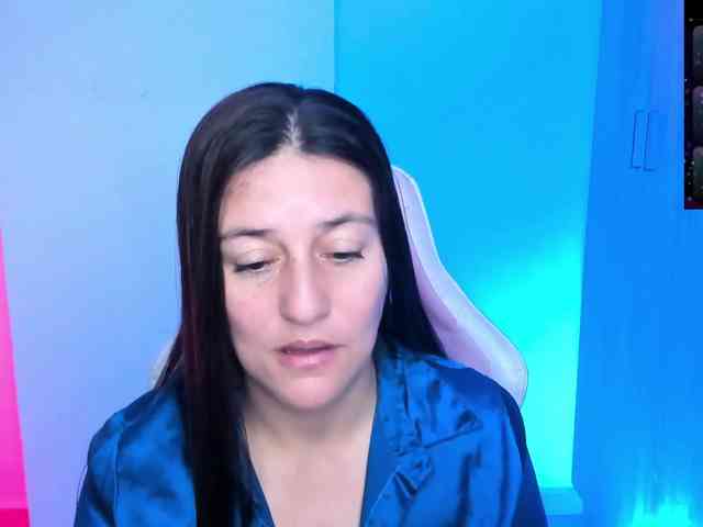 Saskyaajohnson webcam