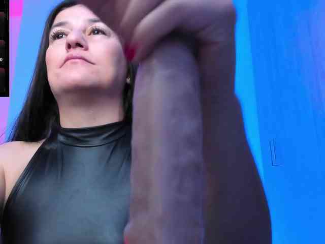 Saskyaajohnson webcam