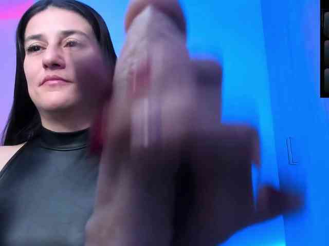 Saskyaajohnson webcam