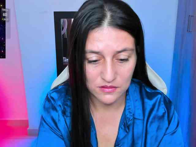 Saskyaajohnson webcam