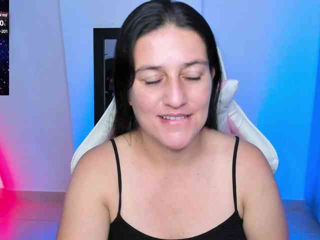 Saskyaajohnson webcam
