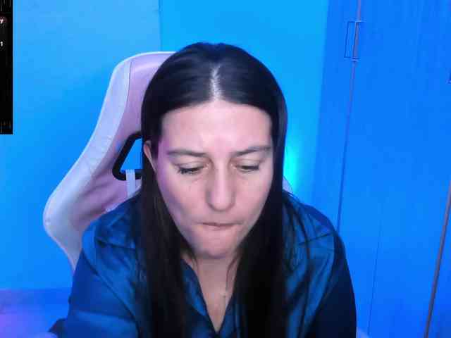 Saskyaajohnson webcam