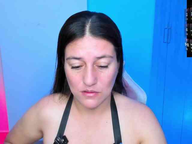 Saskyaajohnson webcam