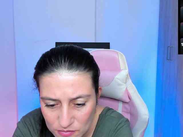 Saskyaajohnson webcam