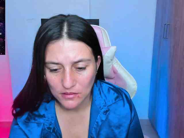 Saskyaajohnson webcam