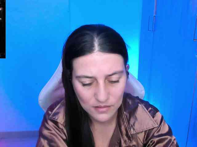 Saskyaajohnson webcam