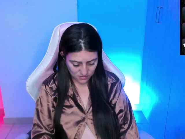 Saskyaajohnson webcam