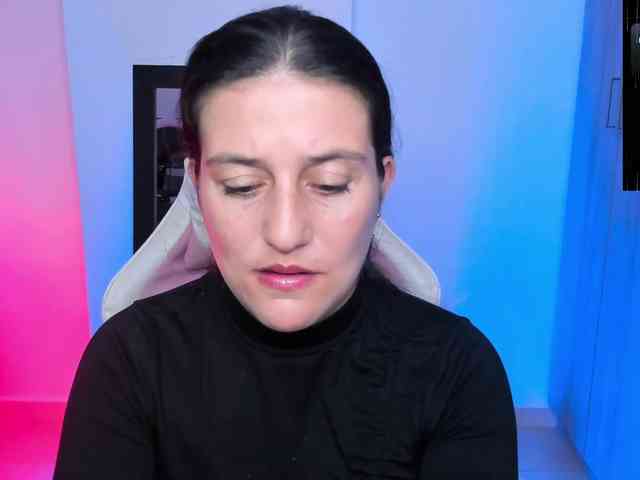 Saskyaajohnson webcam