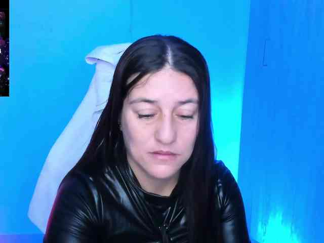 Saskyaajohnson webcam