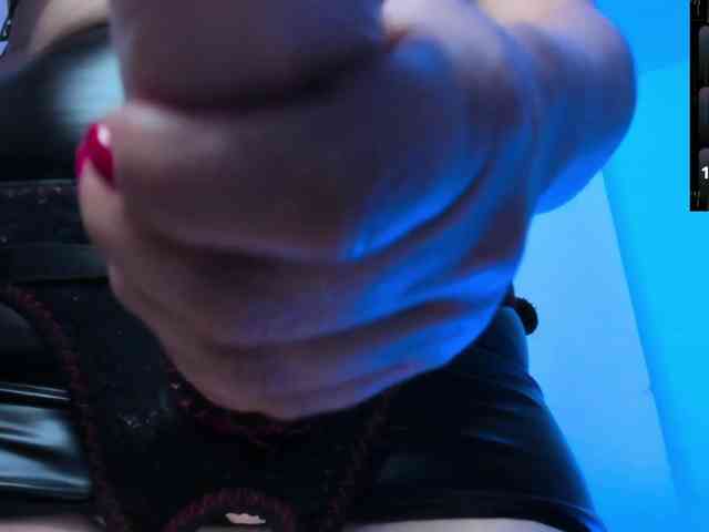 Saskyaajohnson webcam