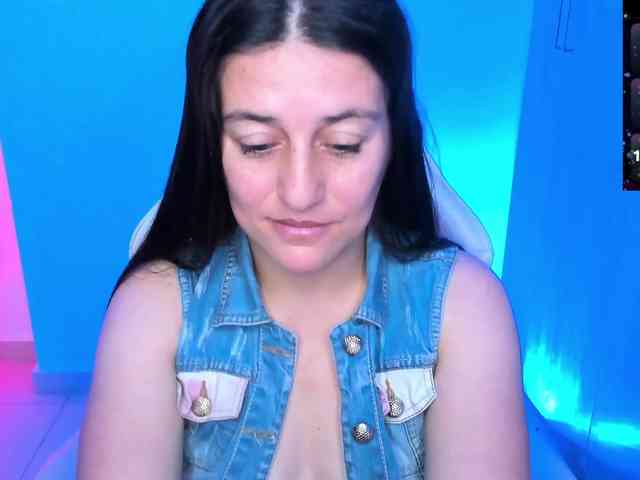 Saskyaajohnson webcam