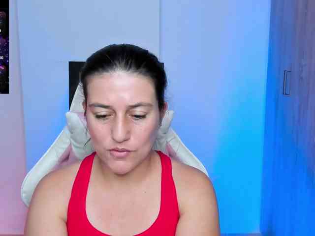 Saskyaajohnson webcam