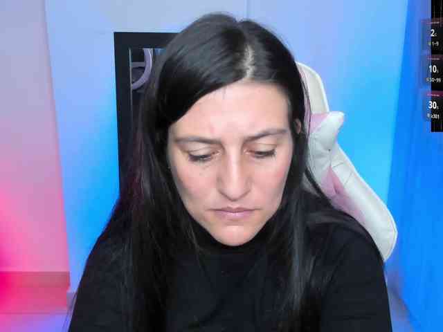 Saskyaajohnson webcam