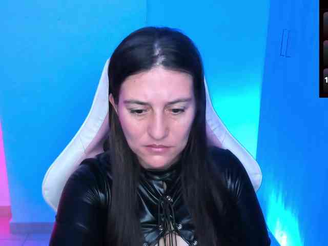 Saskyaajohnson webcam