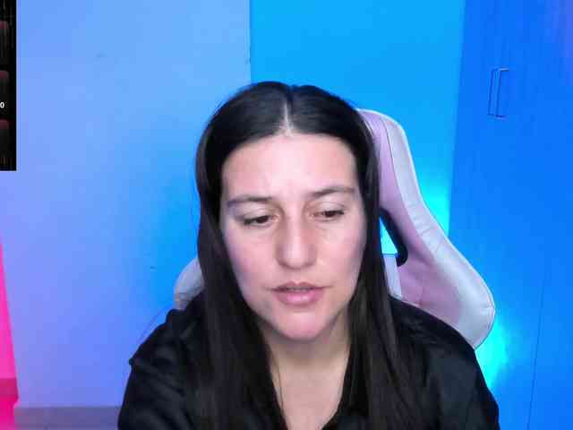 Saskyaajohnson webcam