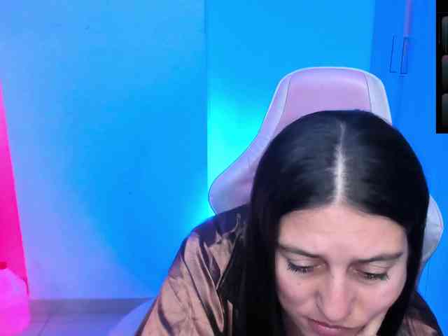 Saskyaajohnson webcam