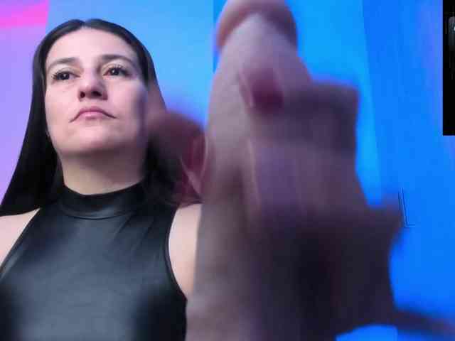 Saskyaajohnson Live Webcam on BongaCams