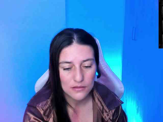 Saskyaajohnson webcam