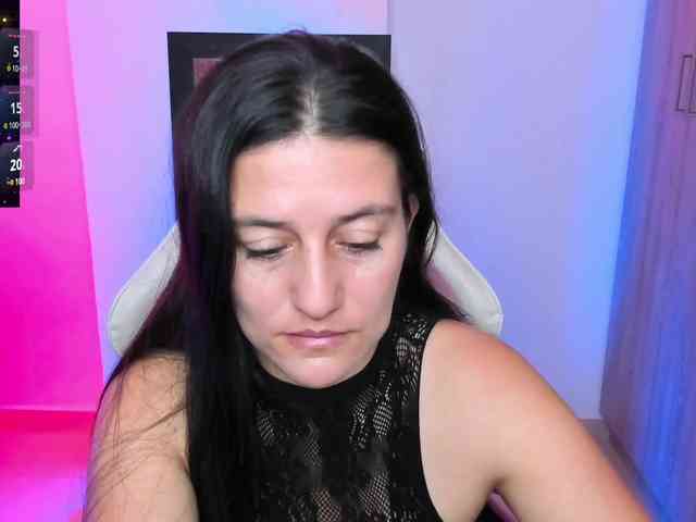 Saskyaajohnson webcam