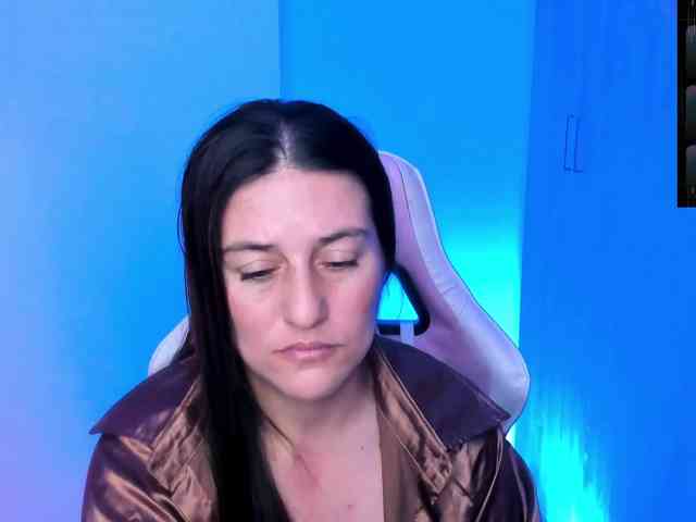 Saskyaajohnson webcam