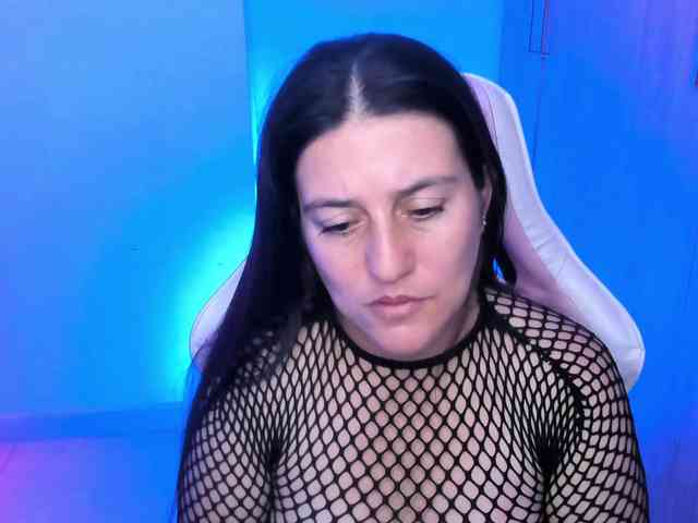 Saskyaajohnson webcam