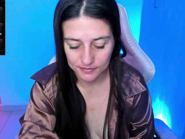 Saskyaajohnson webcam