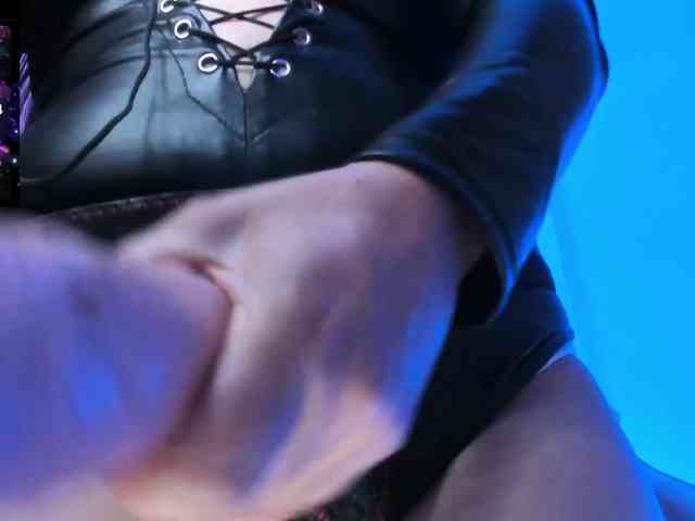 Saskyaajohnson webcam