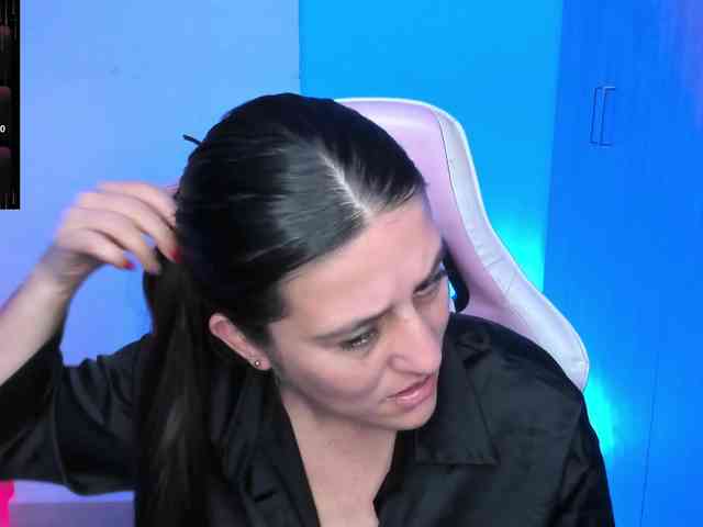 Saskyaajohnson webcam