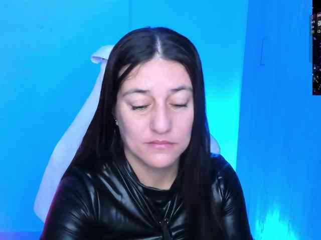 Saskyaajohnson webcam